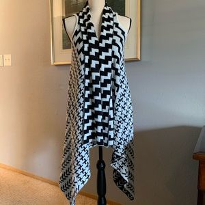 Romeo + Juliet Couture reversible sweater